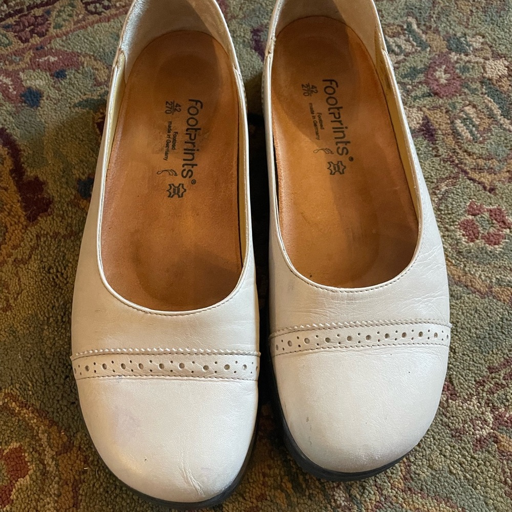 Birkenstock Footprints cream ballet flats womens 12